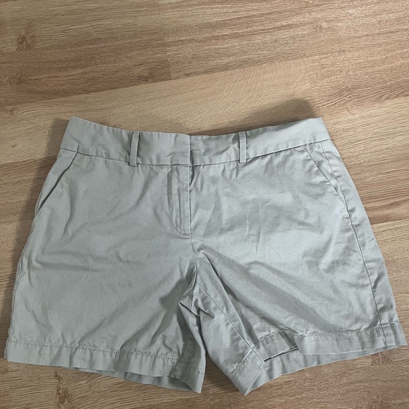 LOFT Shorts - Picture 3 of 5